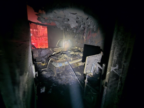 광주 빌라 화재.<광주 북부소방서 제공, 연합뉴스>